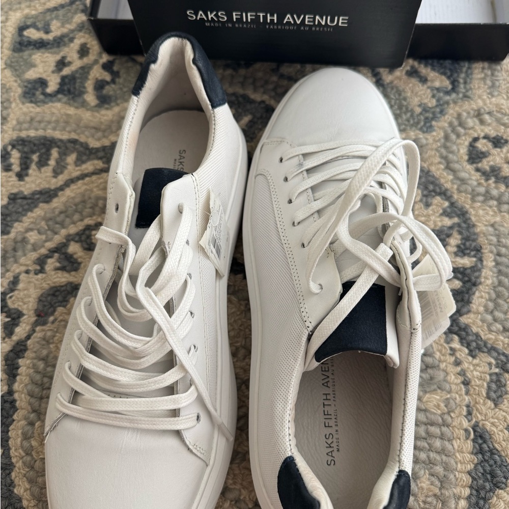 Saks Fifth Avenue White Sneakers with Black Details Men Size US11